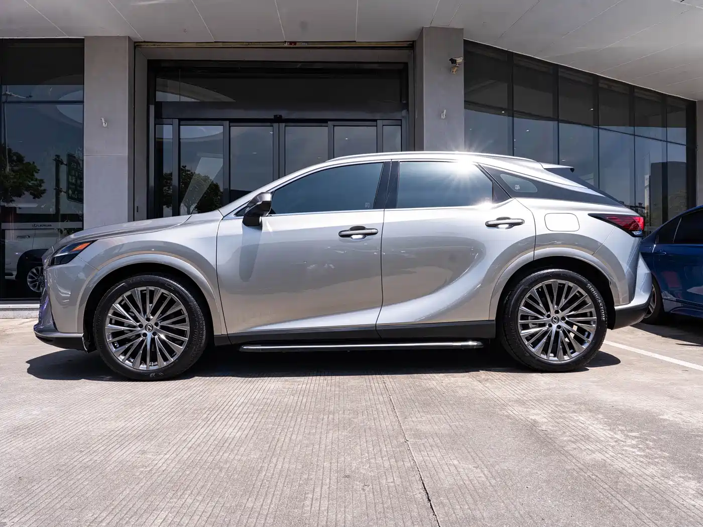 Lexus RX 2025 2025 350h 4WD Premium Edition