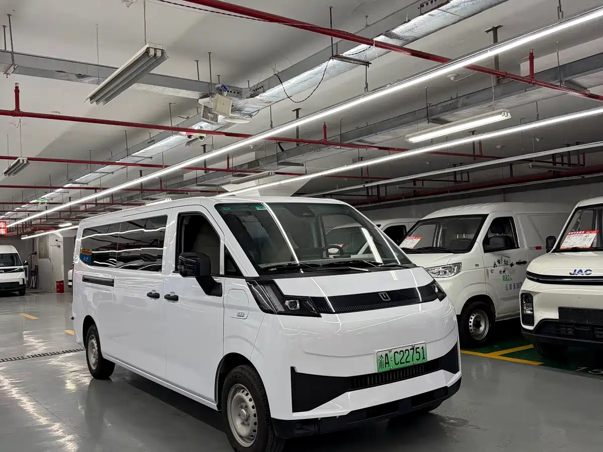 Photo 3 - Yuan Cheng FarStar V