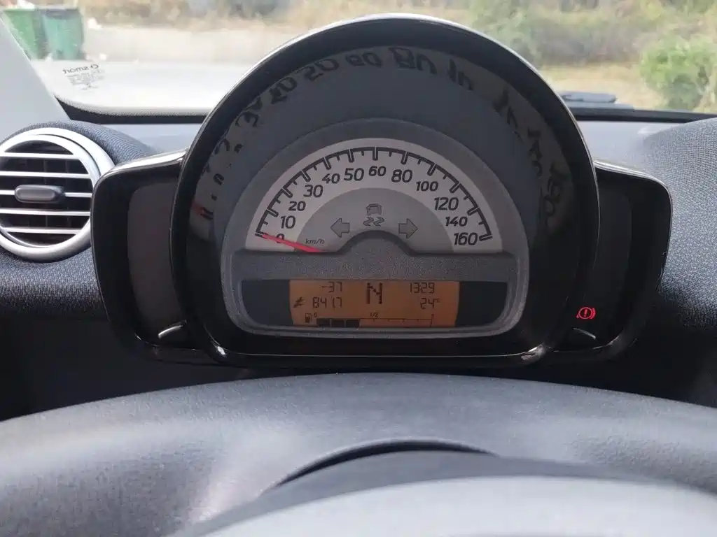smart fortwo 2014 2012 1.0 MHD Hardtop Standard