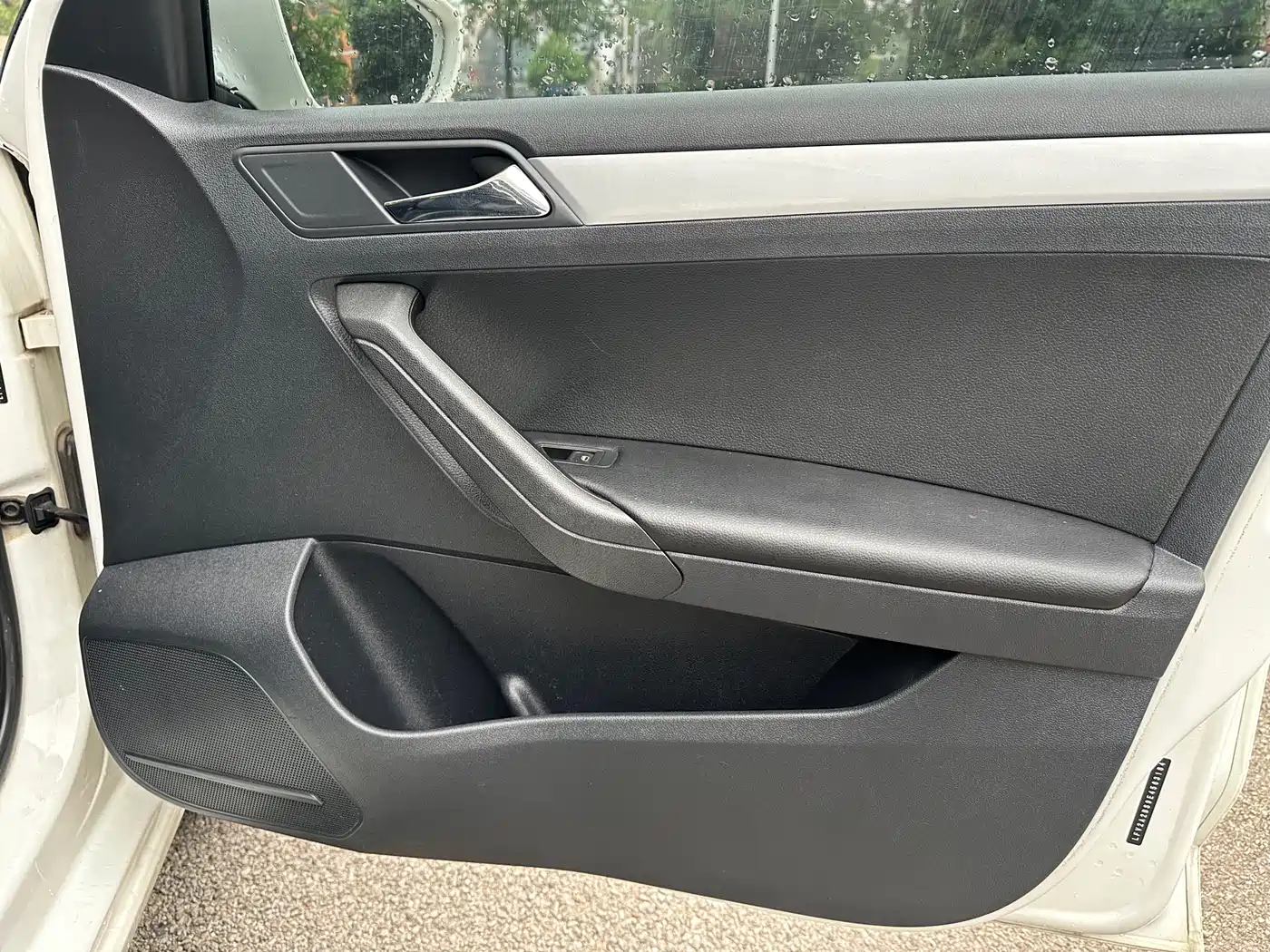 Volkswagen Jetta 2015 1.6L Auto Comfort фото 11