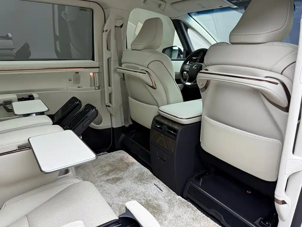 Lexus LM 2025 2025 Model 500h Six-Seater Prestige Edition