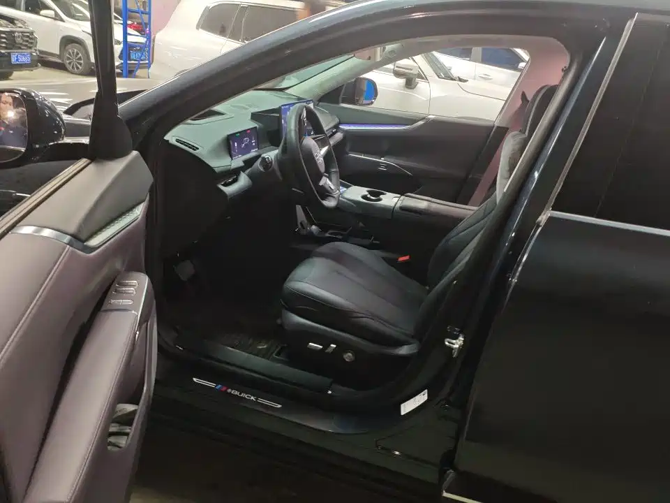 Buick Zhijing E7 2026 2026 Model 1.5L Base Version