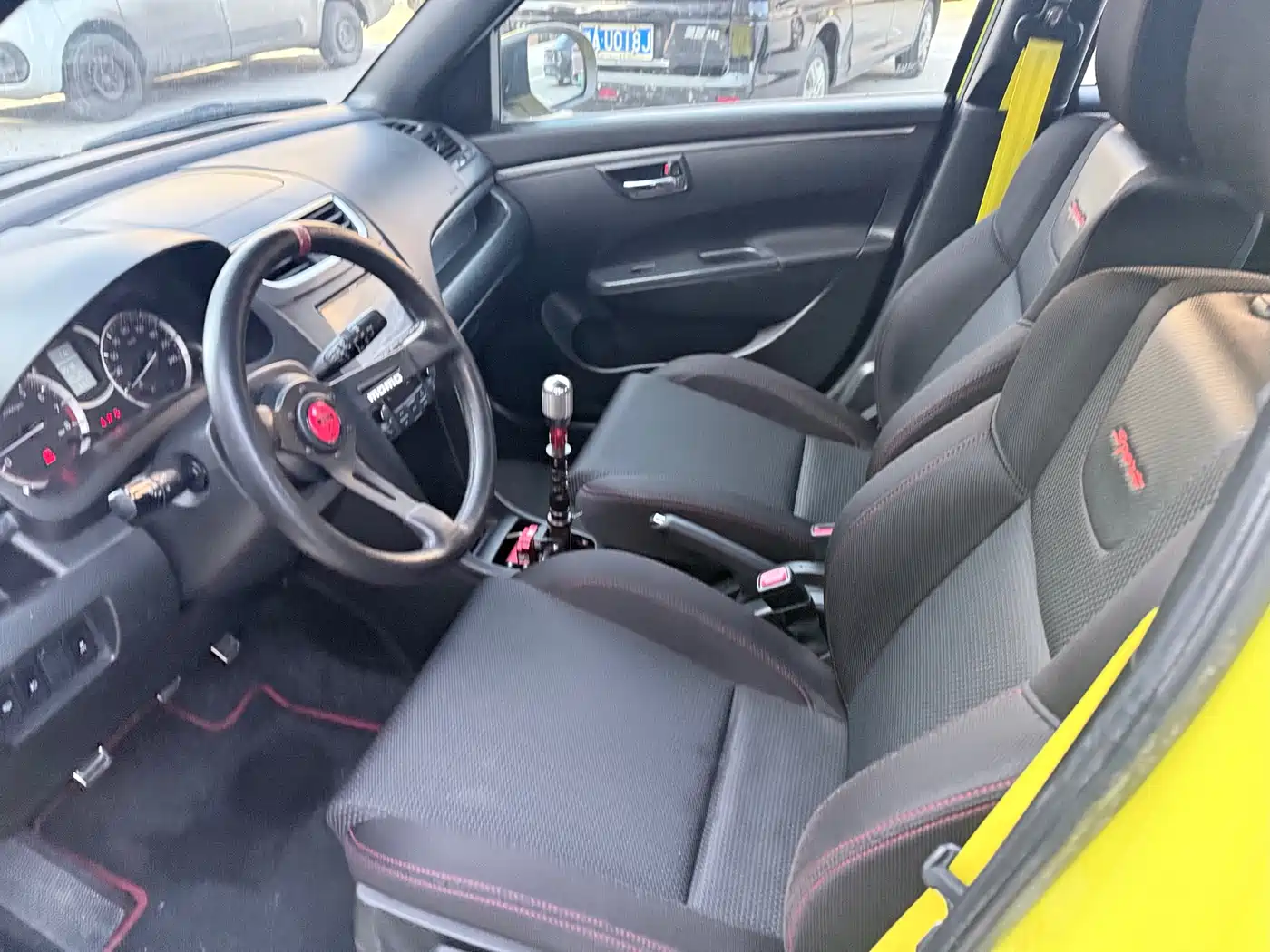 Suzuki Swift Sport 2014 1.6L Manual 2WD Luxury Edition фото 2