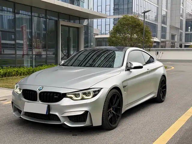 BMW M4