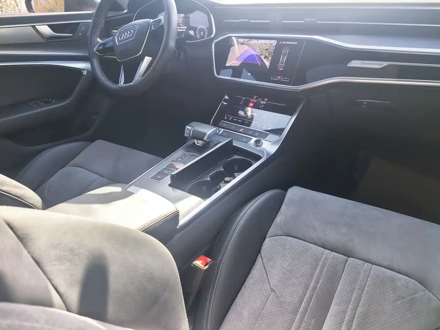 Audi A6L 2020 40 TFSI Luxury Dynamic фото 5