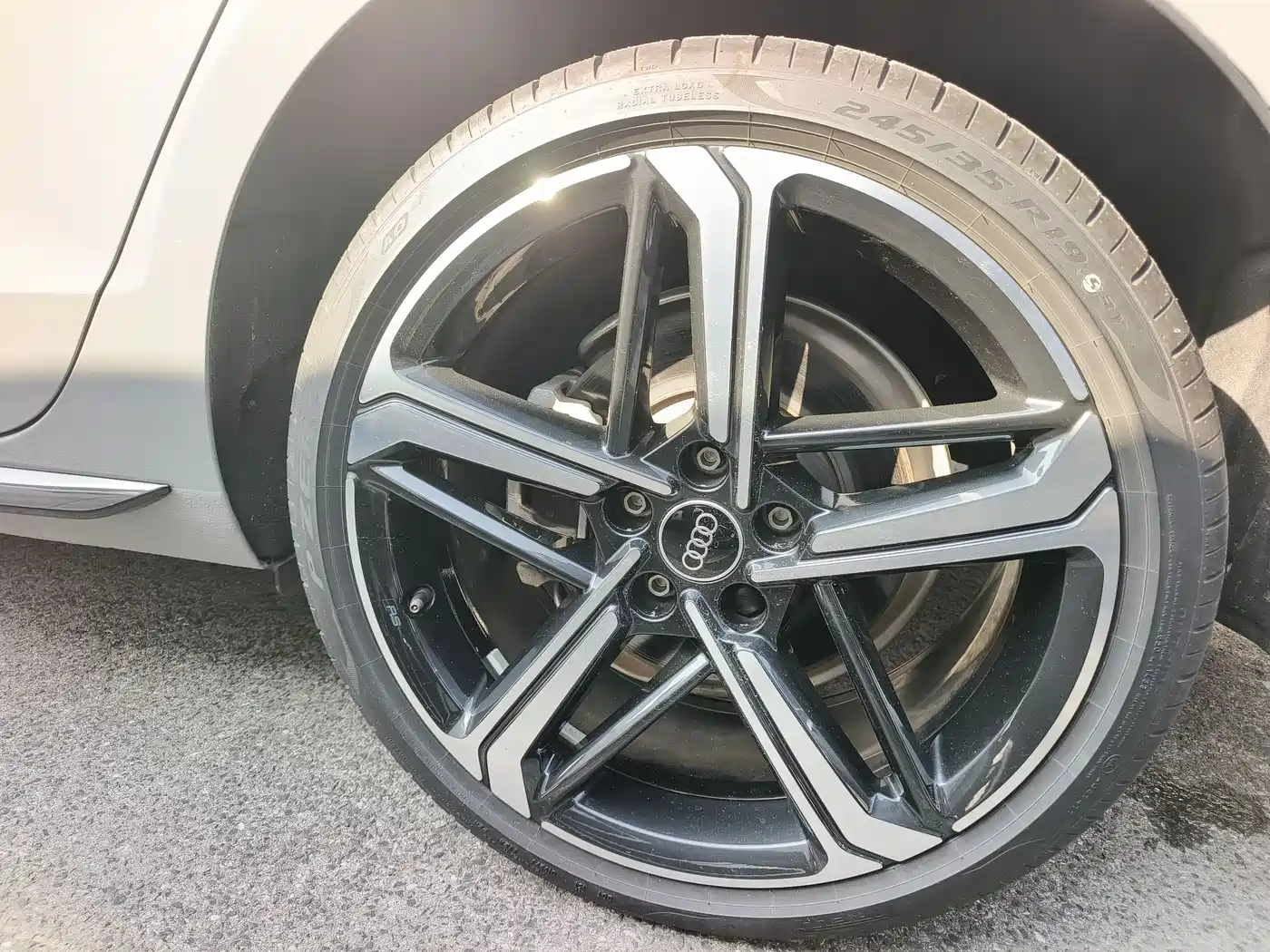 Audi A4L 2024 40 TFSI Luxury Dynamic фото 14