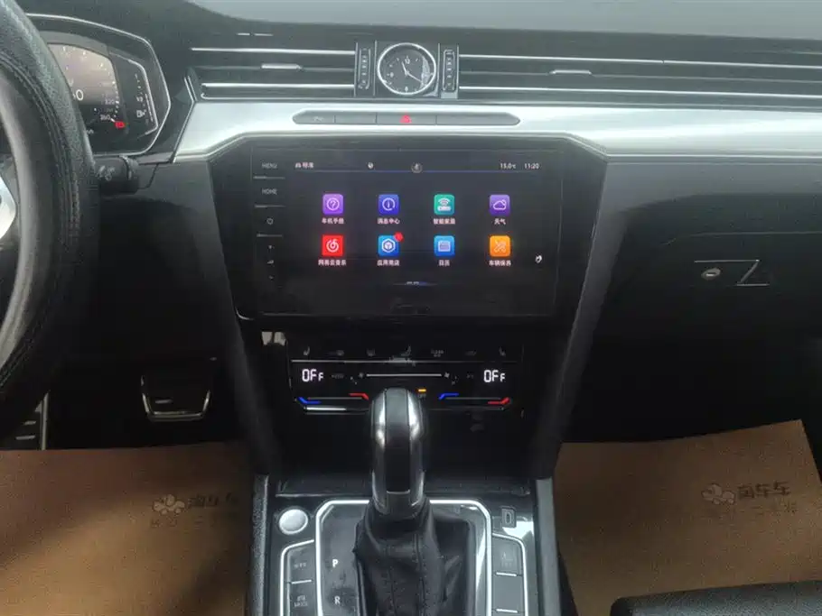 VOLKSWAGEN MAGOTAN GTE PLUG IN HYBRID