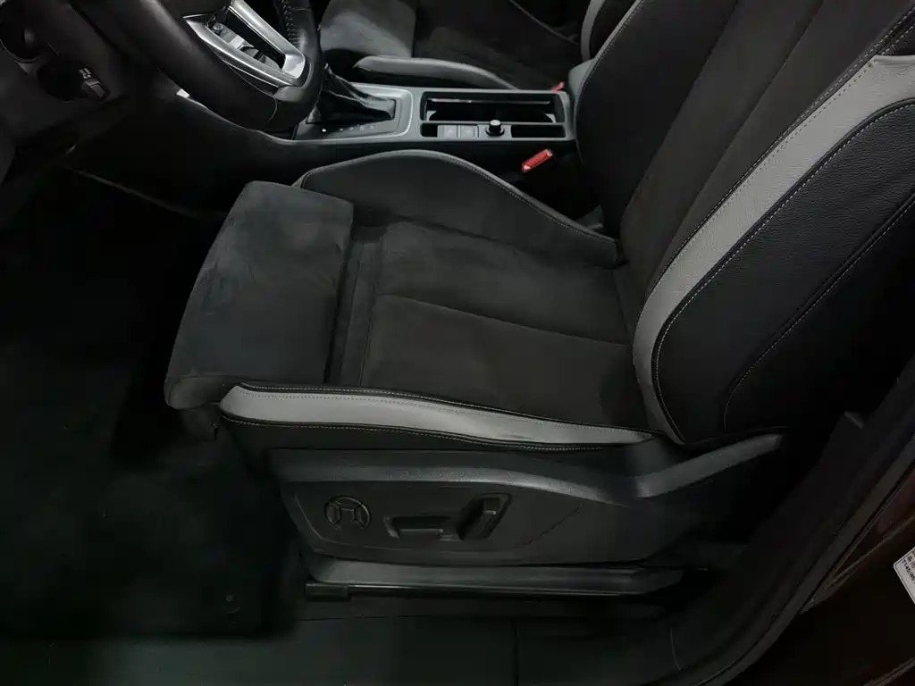 Audi Q3 2019 35 TFSI Progressive Sport фото 20