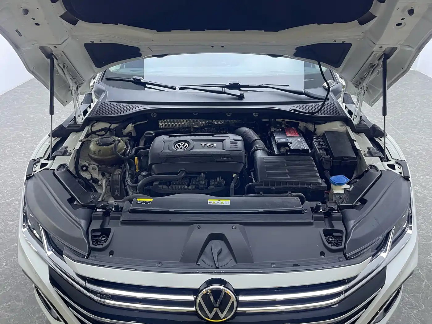 Volkswagen FAW-Volkswagen CC 2021 380TSI Eye-catching Edition фото 18