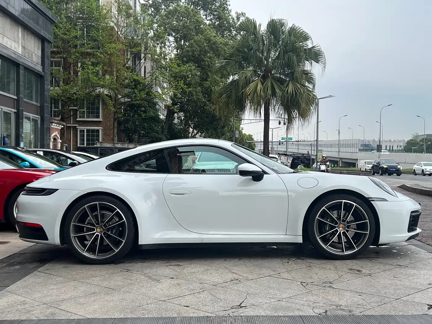 Porsche 911 2023 Carrera 3.0T фото 4