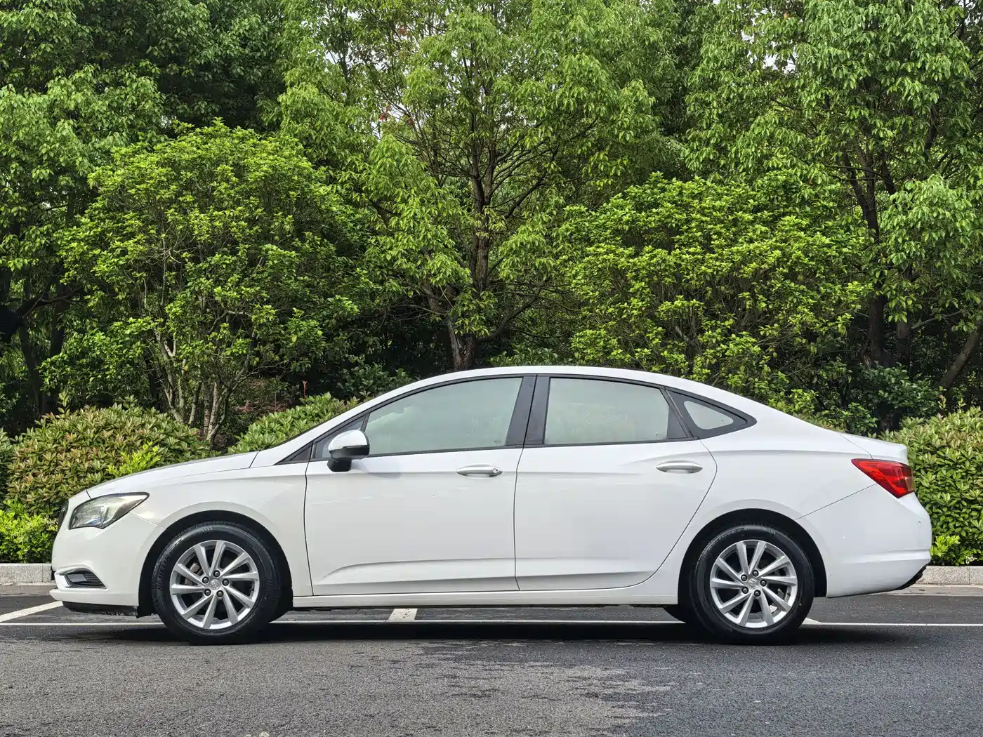 Buick Verano 2017 Sedan 15S Automatic Leading фото 4