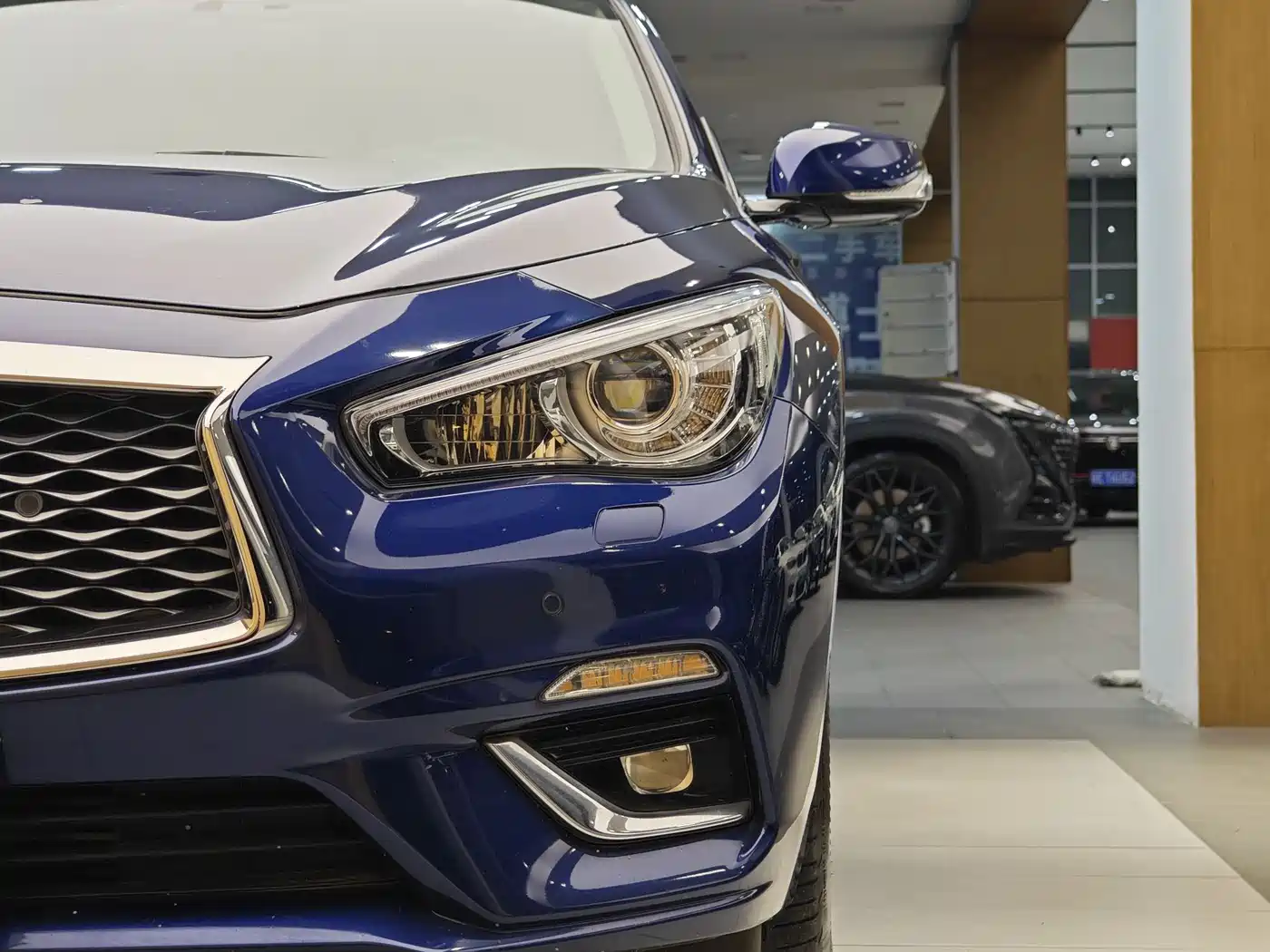 Infiniti Q50L 2021 2018 2.0T Premium Edition (China VI)