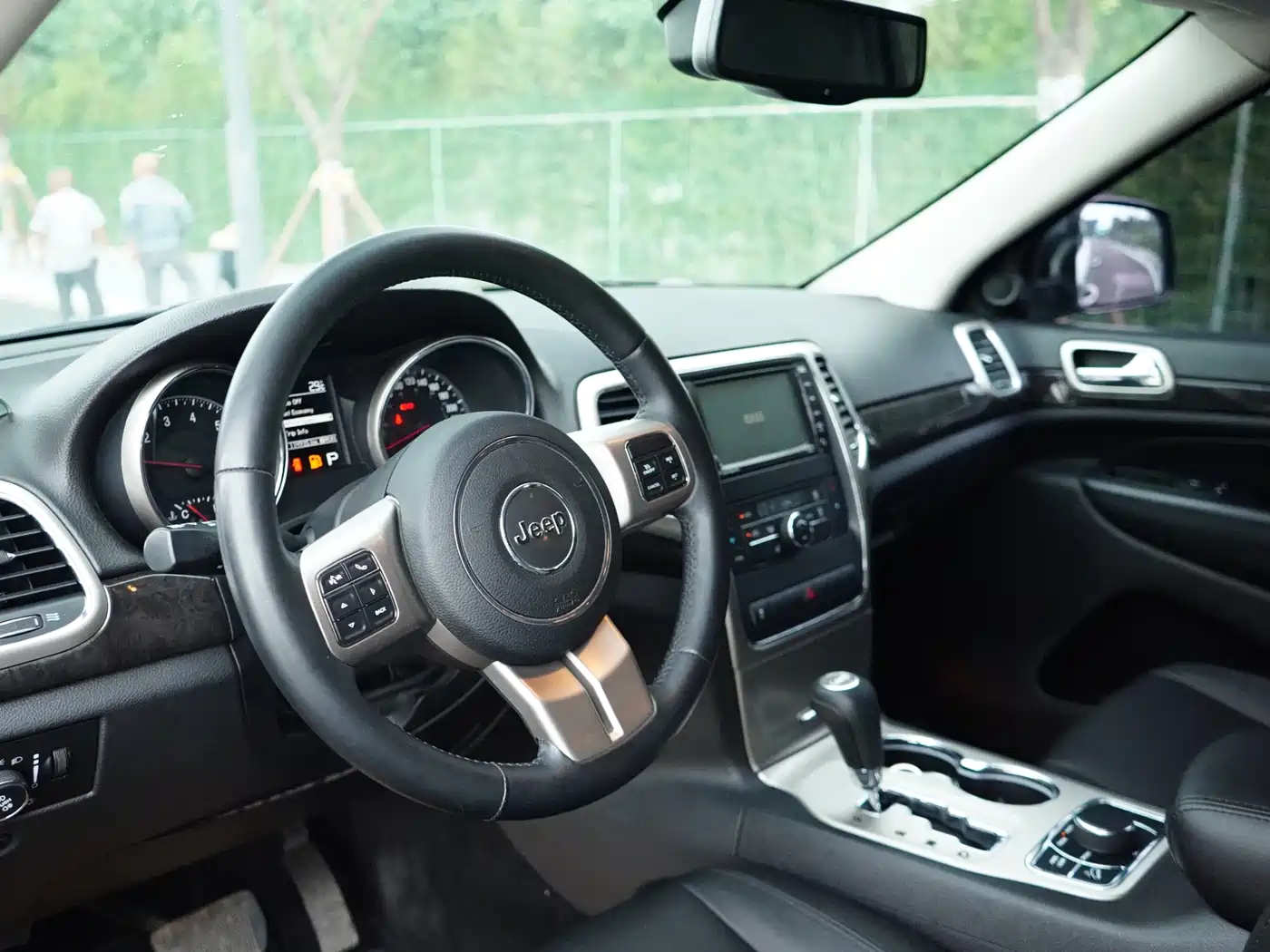 Фото 9 - Jeep Grand Cherokee (Import)