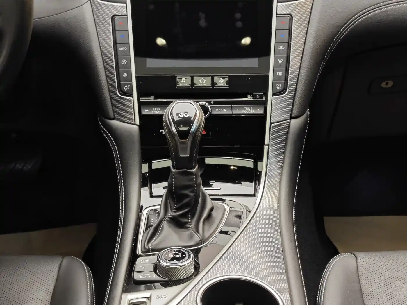 Infiniti Q50L 2021 2018 2.0T Premium Edition (China VI)