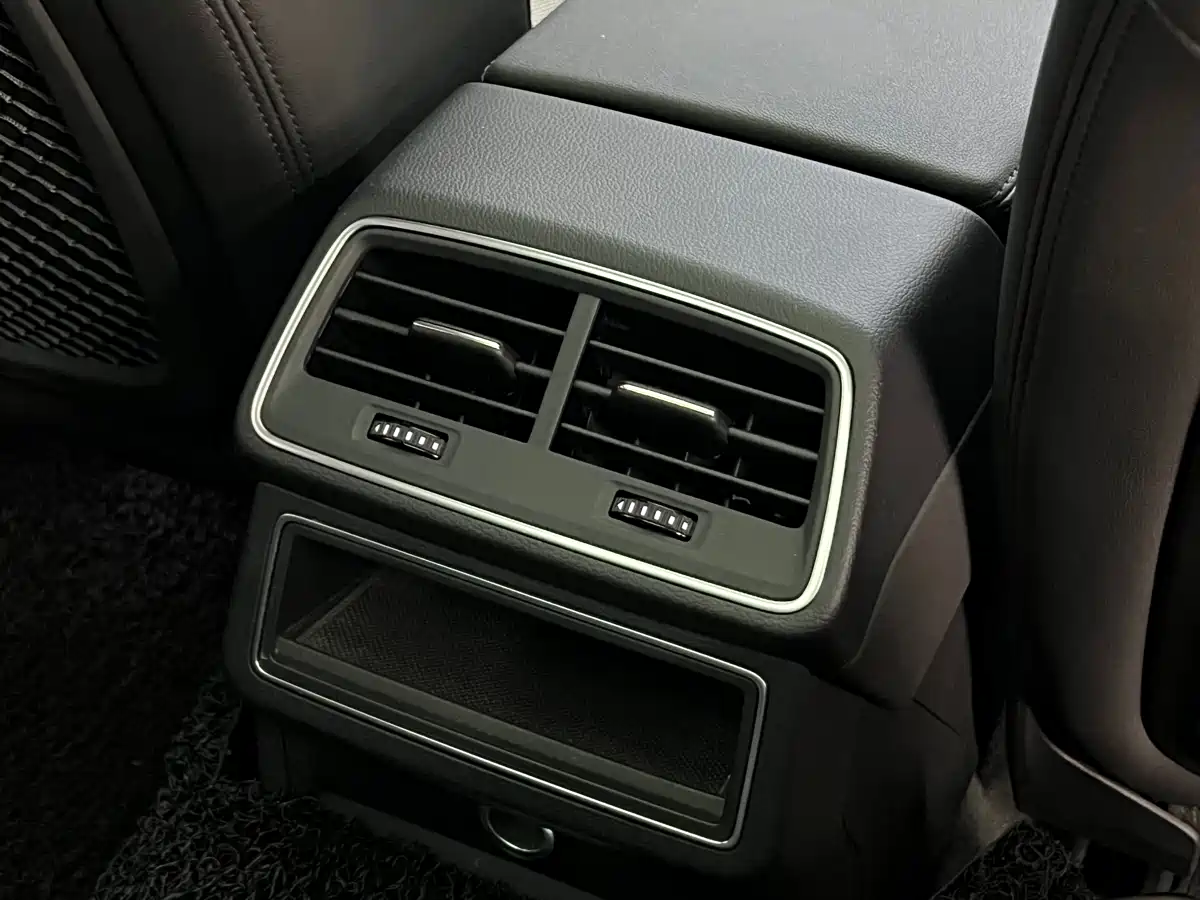Audi A6 (Import) 2023 Model allroad quattro 55 TFSI Premium Off-road Version фото 15
