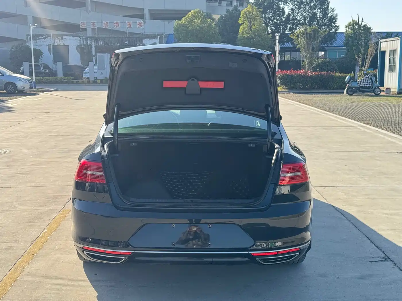 Volkswagen Magotan 2018 Facelift 330TSI DSG Luxury фото 9