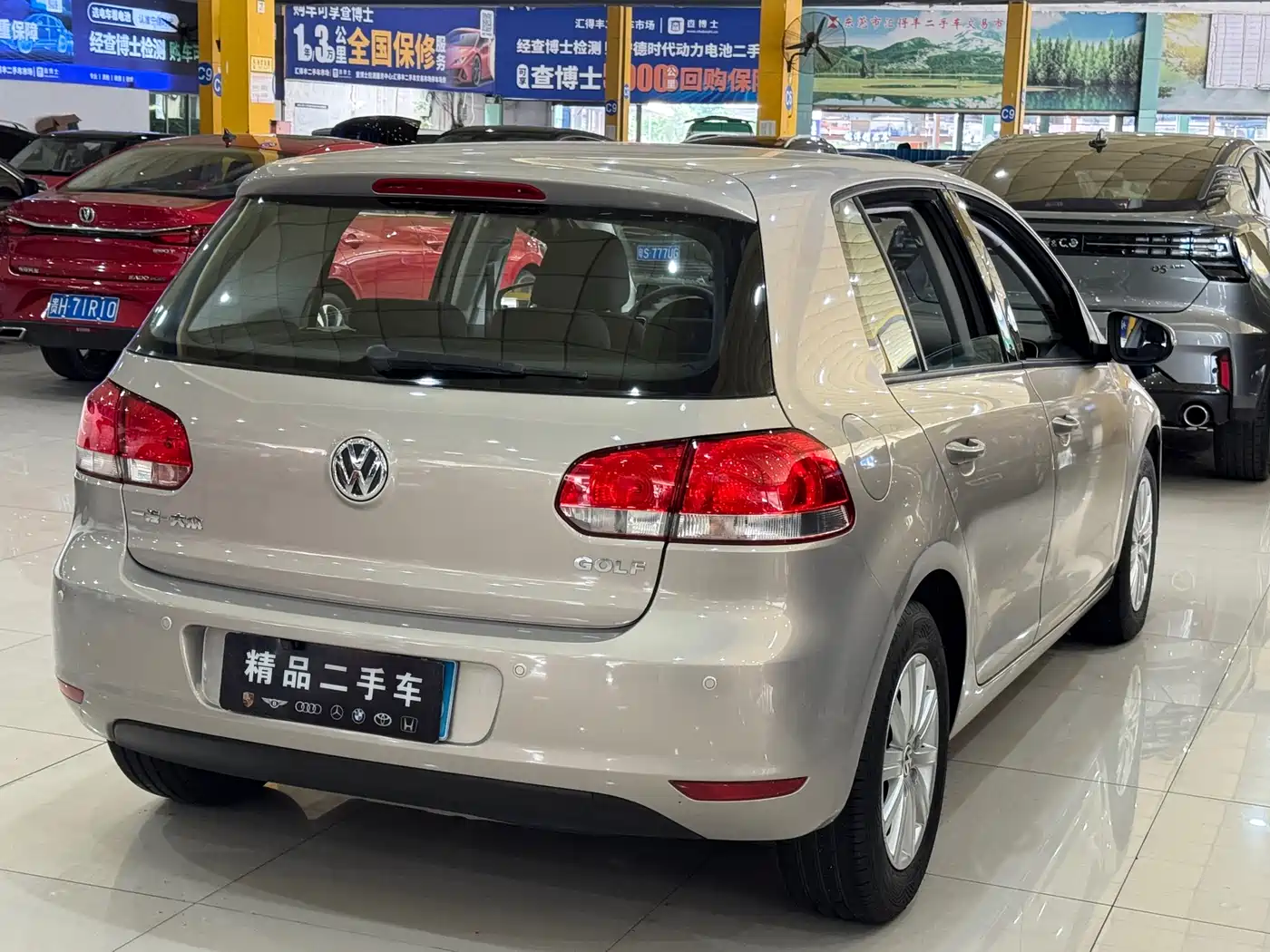Volkswagen Golf 2012 1.6 Automatic Fashion Type фото 6