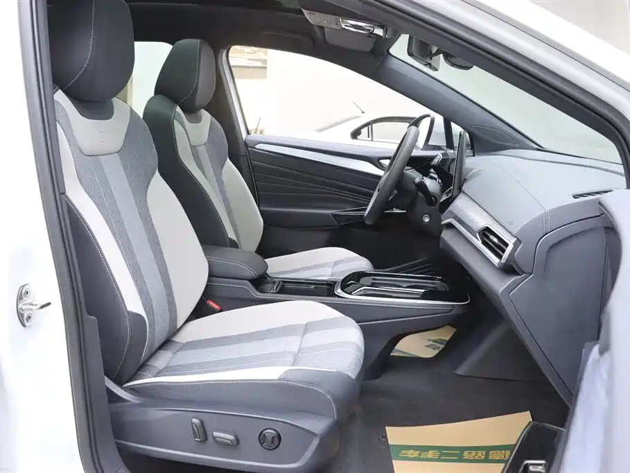 VOLKSWAGEN ID.4 CROZZ