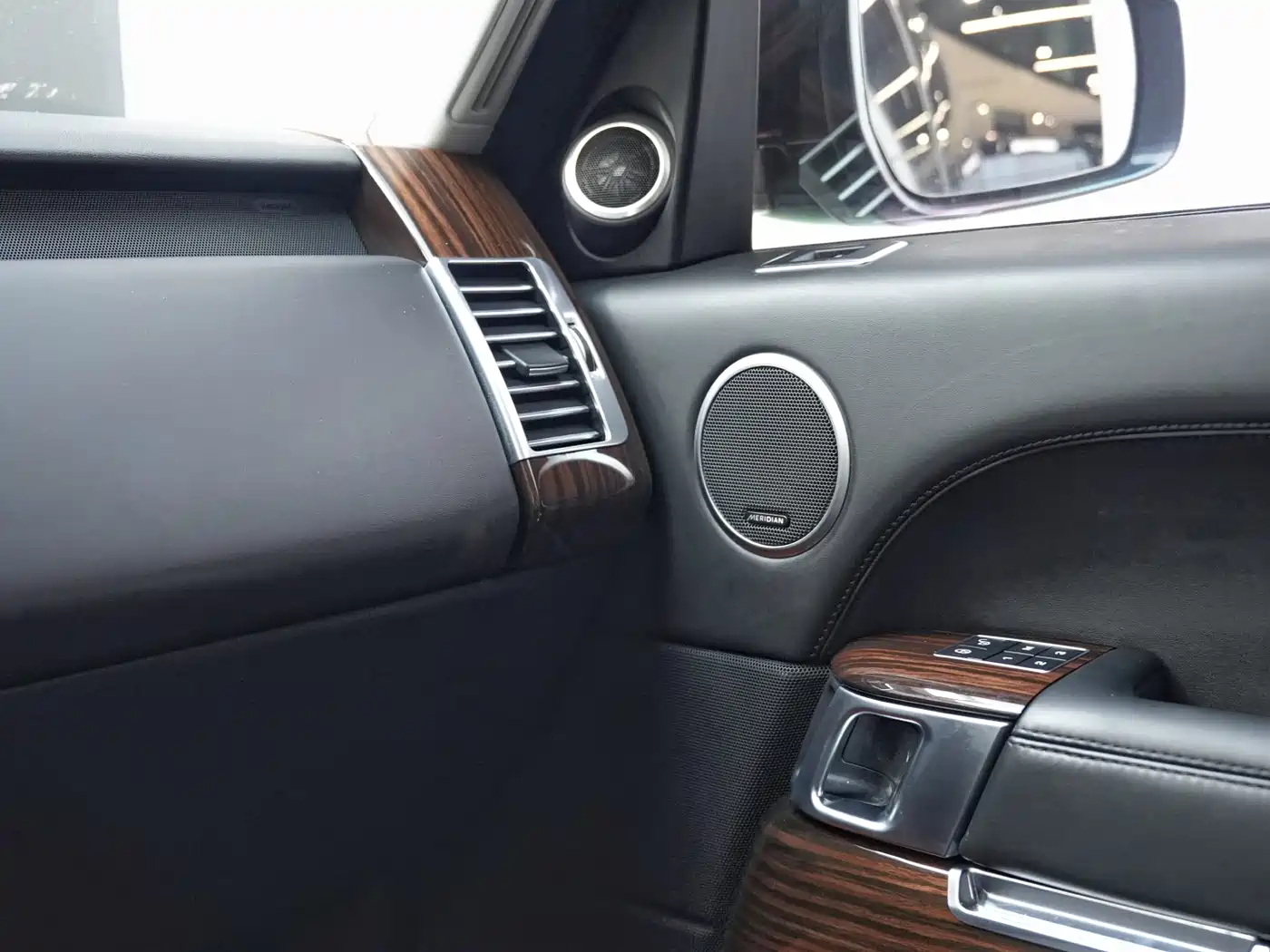 Land Rover Range Rover 2016 3.0 SC V6 Vogue SE Autobiography LWB фото 18