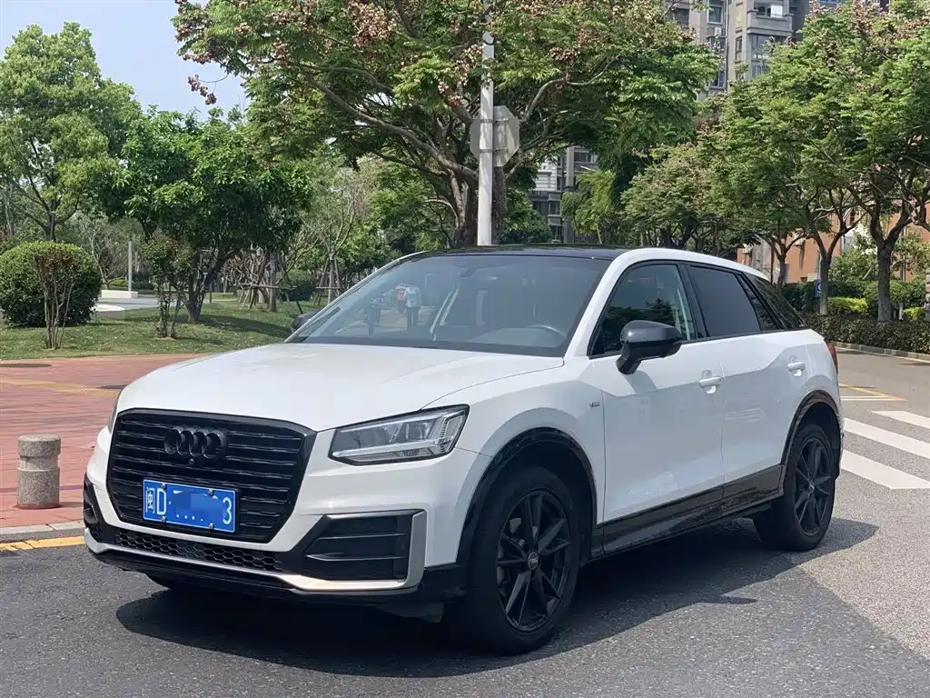 Audi Q2L 2018 35 TFSI Fashion Dynamic China V