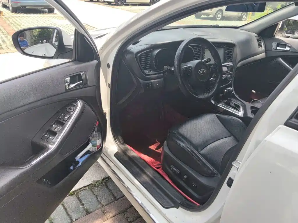 Kia K5 2014 2014 2.0L Automatic LUXURY