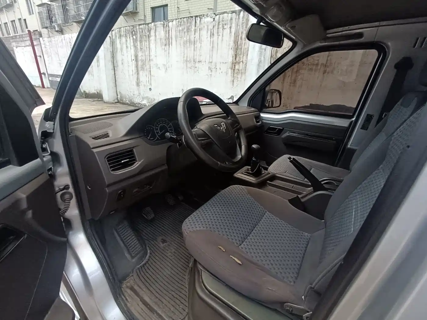 Wuling Motors Wuling Rongguang New Truck 2020 2019 1.5L Single Row L3C