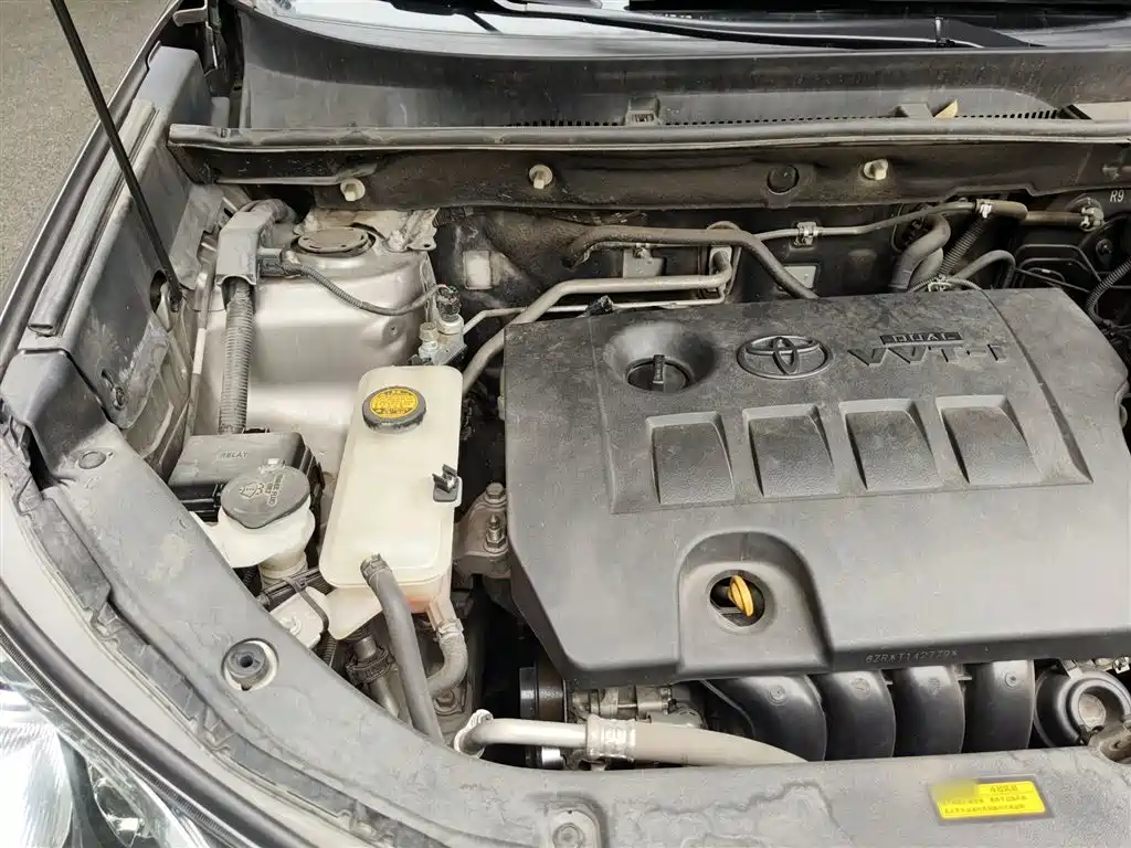 Toyota RAV4 Rongfang 2015 2.0L CVT 2WD Trend Edition фото 21
