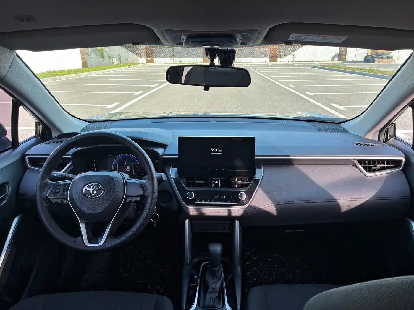 Toyota Frontlander 2023 2.0L CVT Elite Edition фото 10