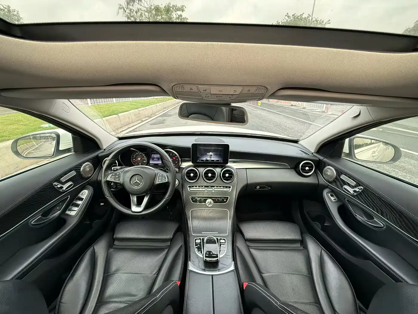 Mercedes-Benz C-Class 2015 Facelift C 200 L Sport фото 7