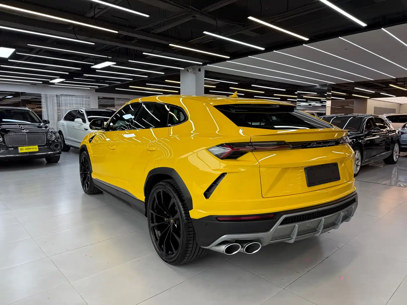 Lamborghini Urus 2021 4.0T V8 фото 4