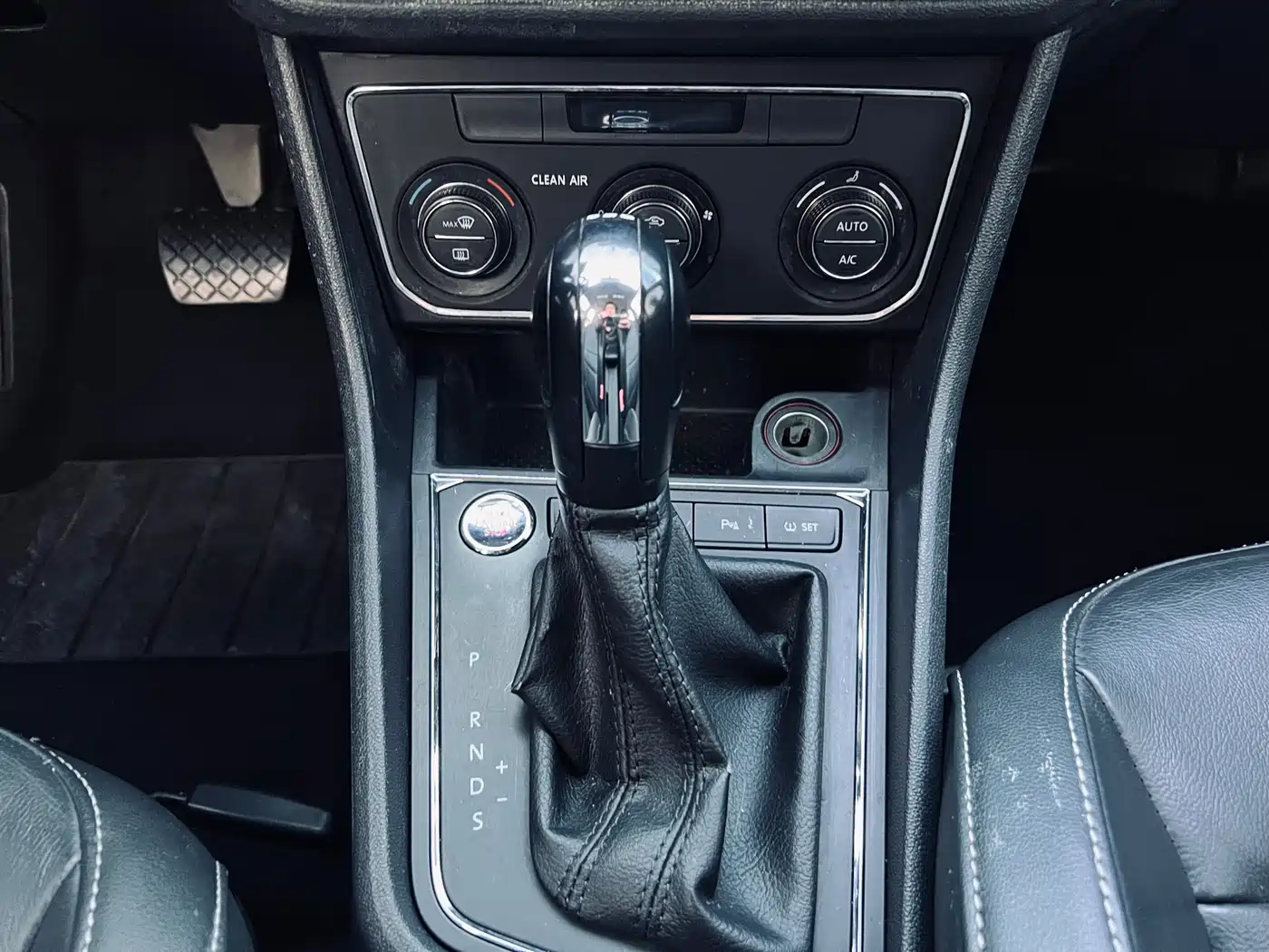 Volkswagen Lavida 2017 230TSI DSG Comfort Edition фото 16