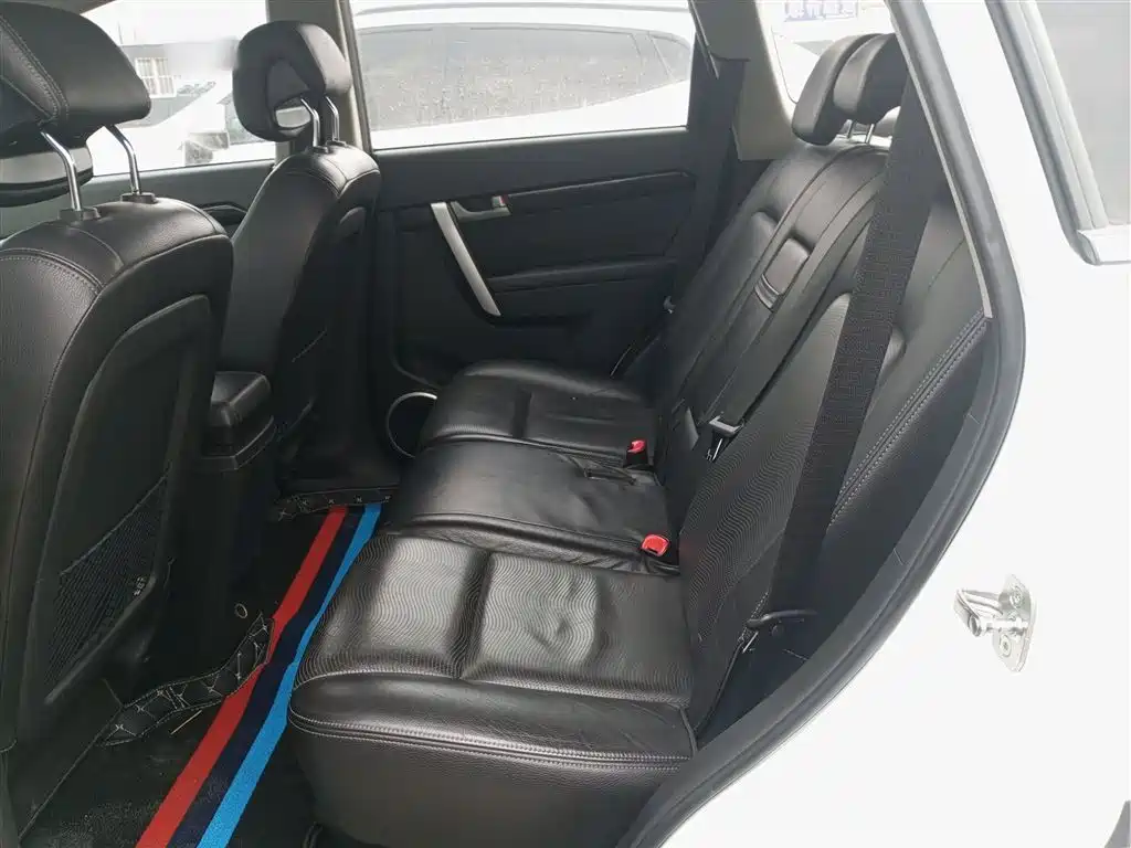 Chevrolet Captiva 2014 2.4L 4WD Flagship 7-seater фото 13