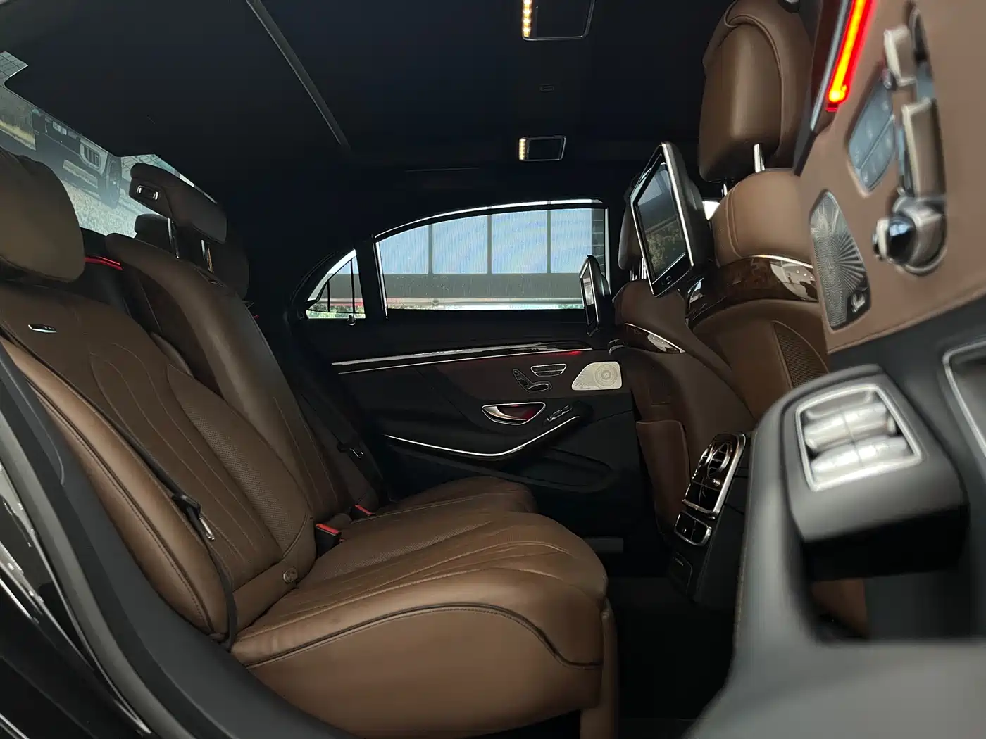 Mercedes-Benz S-Class AMG 2016 AMG S 63 L 4MATIC фото 26