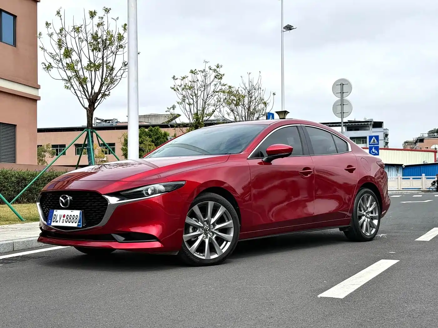 Mazda 3 Axela 2021 2.0L Automatic Quality Glamour