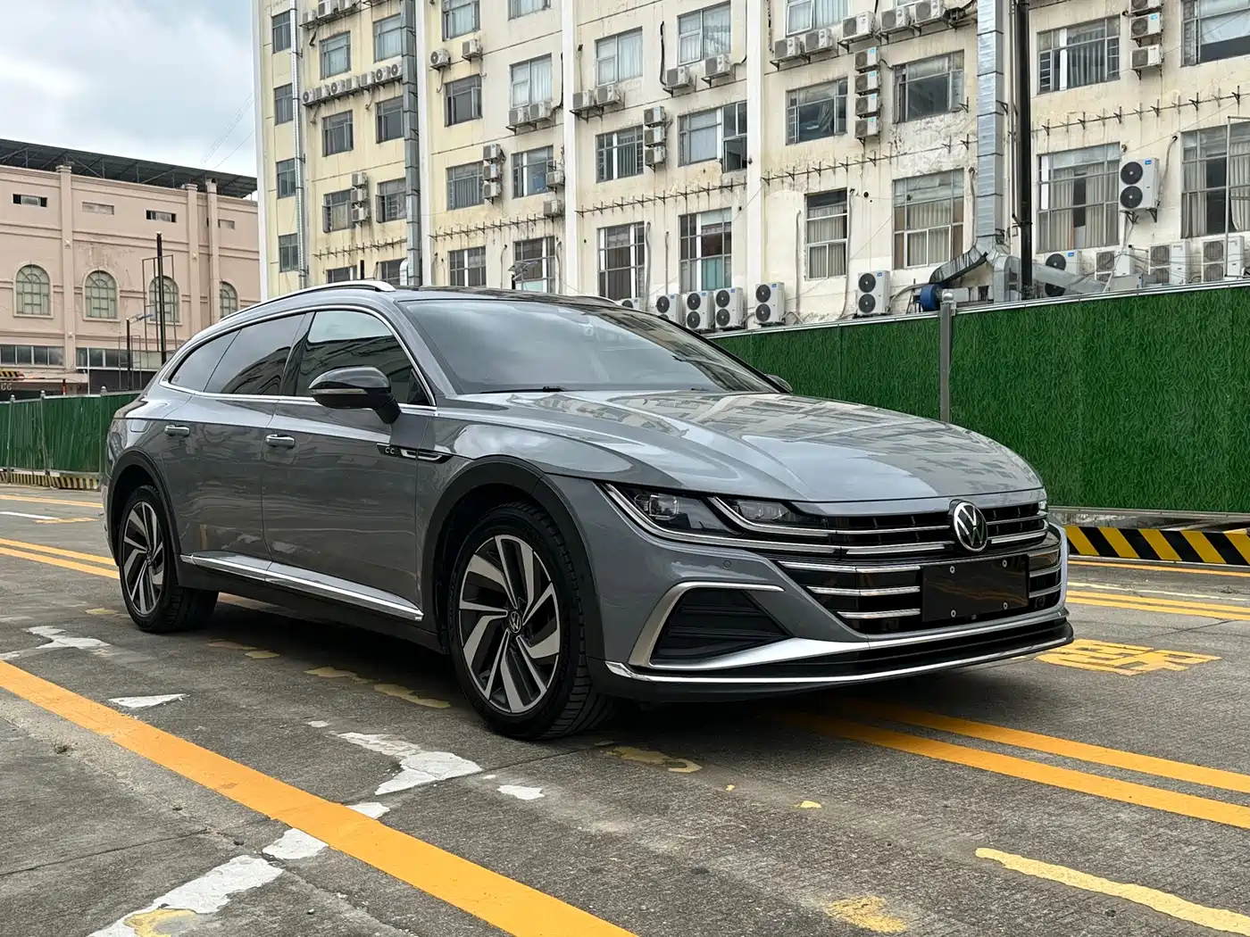 Volkswagen FAW-Volkswagen CC 2021 Shooting Brake 380TSI Hunter Heart Edition фото 3
