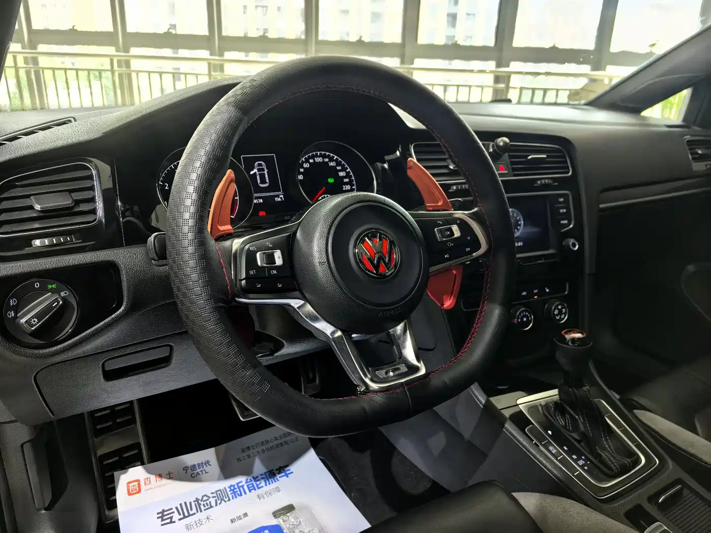 Volkswagen Golf 2016 1.4TSI Automatic R-Line фото 7