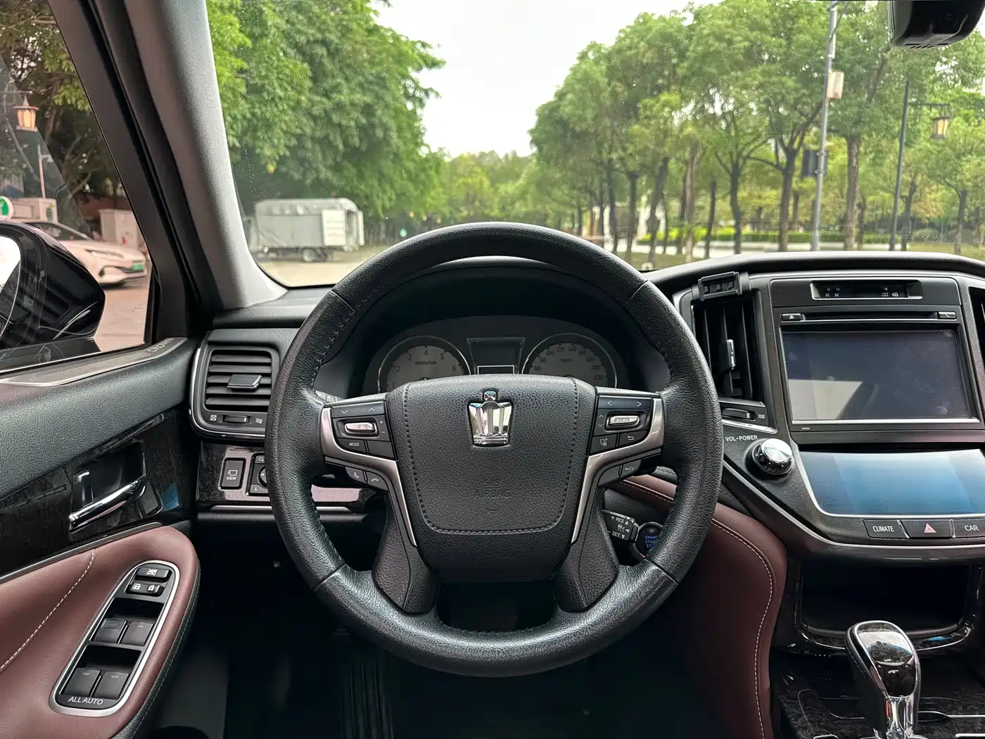 Toyota Crown 2018 2.0T Sport Edition фото 10