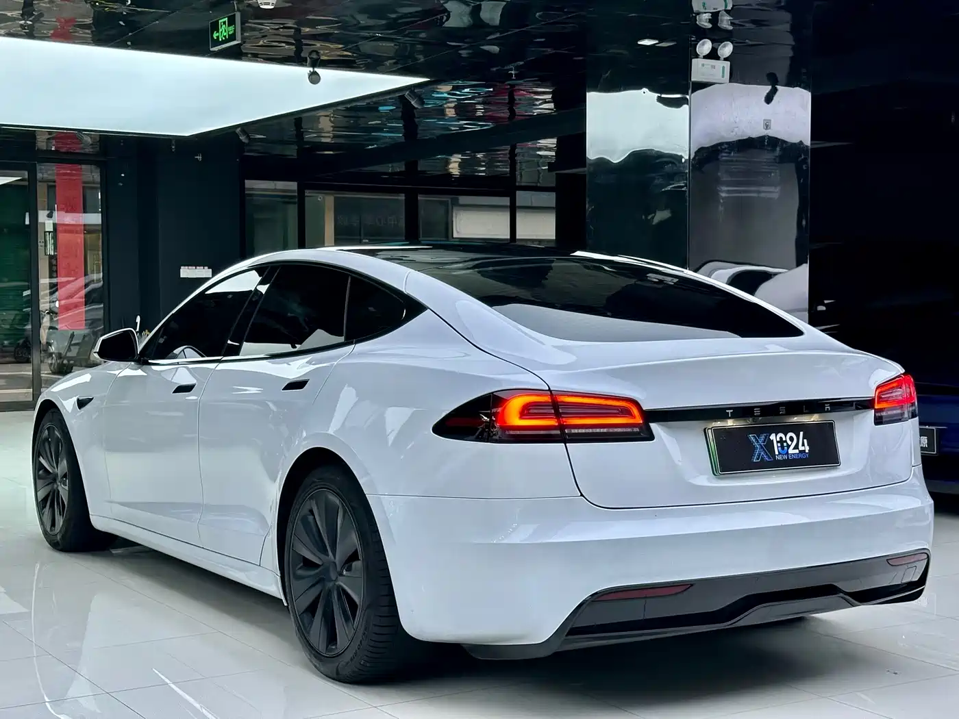 Tesla Model S 2023 2023 Dual Motor All-Wheel Drive Edition