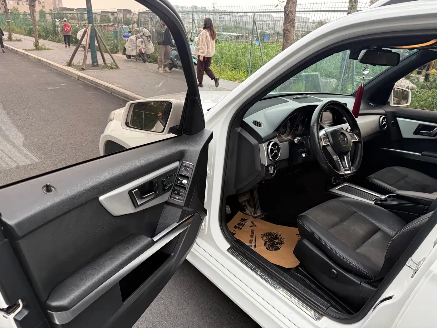 Mercedes-Benz GLK-Class 2014 GLK 200 Standard фото 8