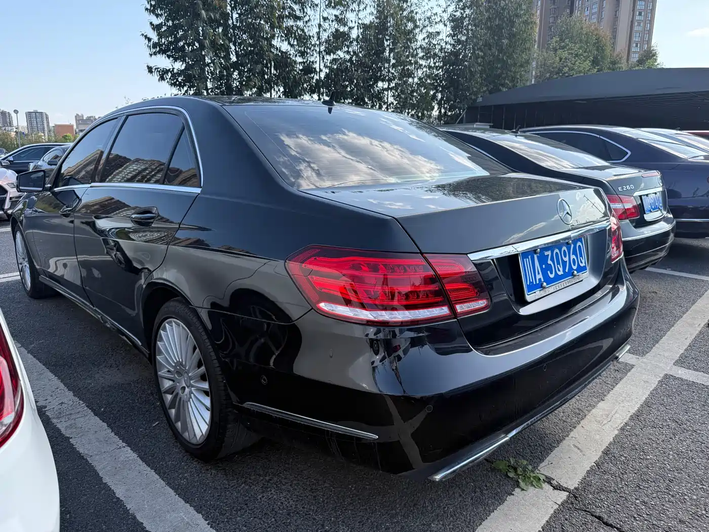 Mercedes-Benz E-Class 2015 Facelift E 200 L фото 25