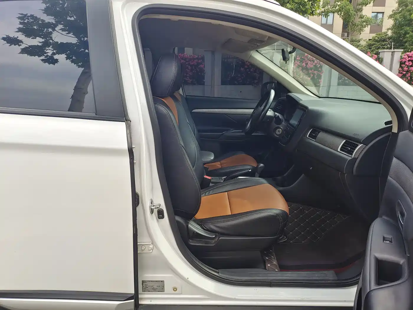 Mitsubishi Outlander 2017 2.0L 2WD Glory 5-seater фото 12