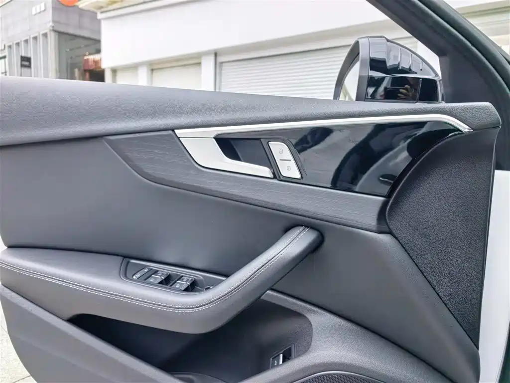 Audi A4L 2024 40 TFSI Luxury Dynamic фото 13