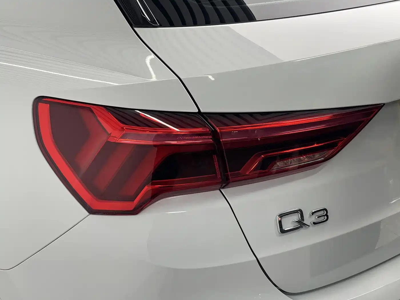 Audi Q3 2024 35 TFSI Fashion Sport фото 19