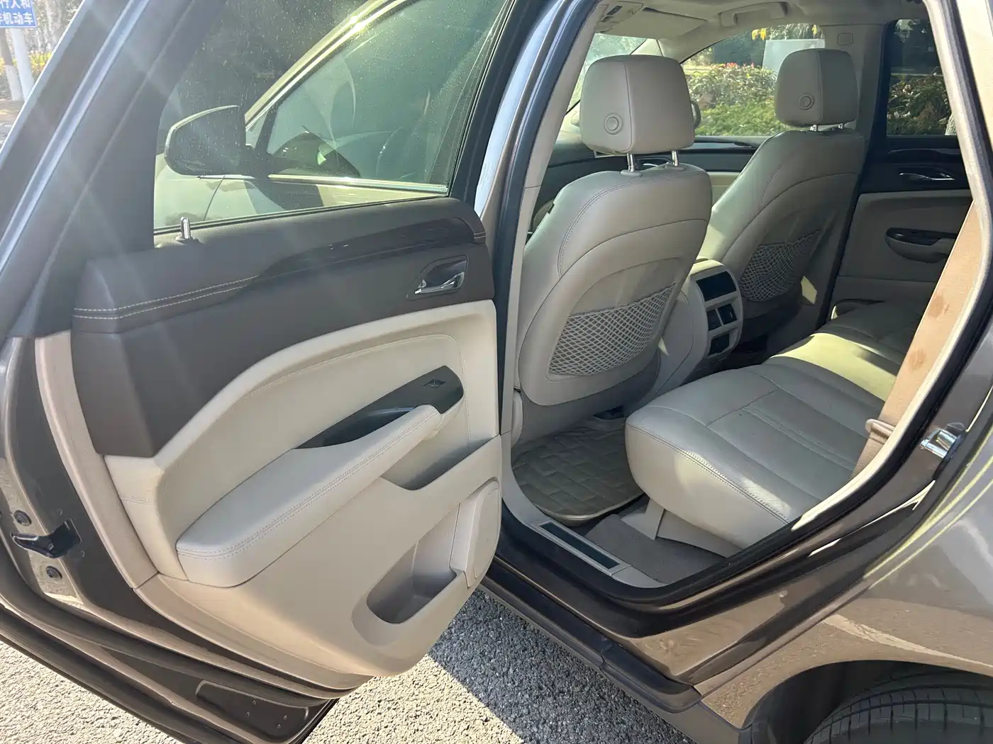 Cadillac SRX 2012 3.0L Elite фото 8