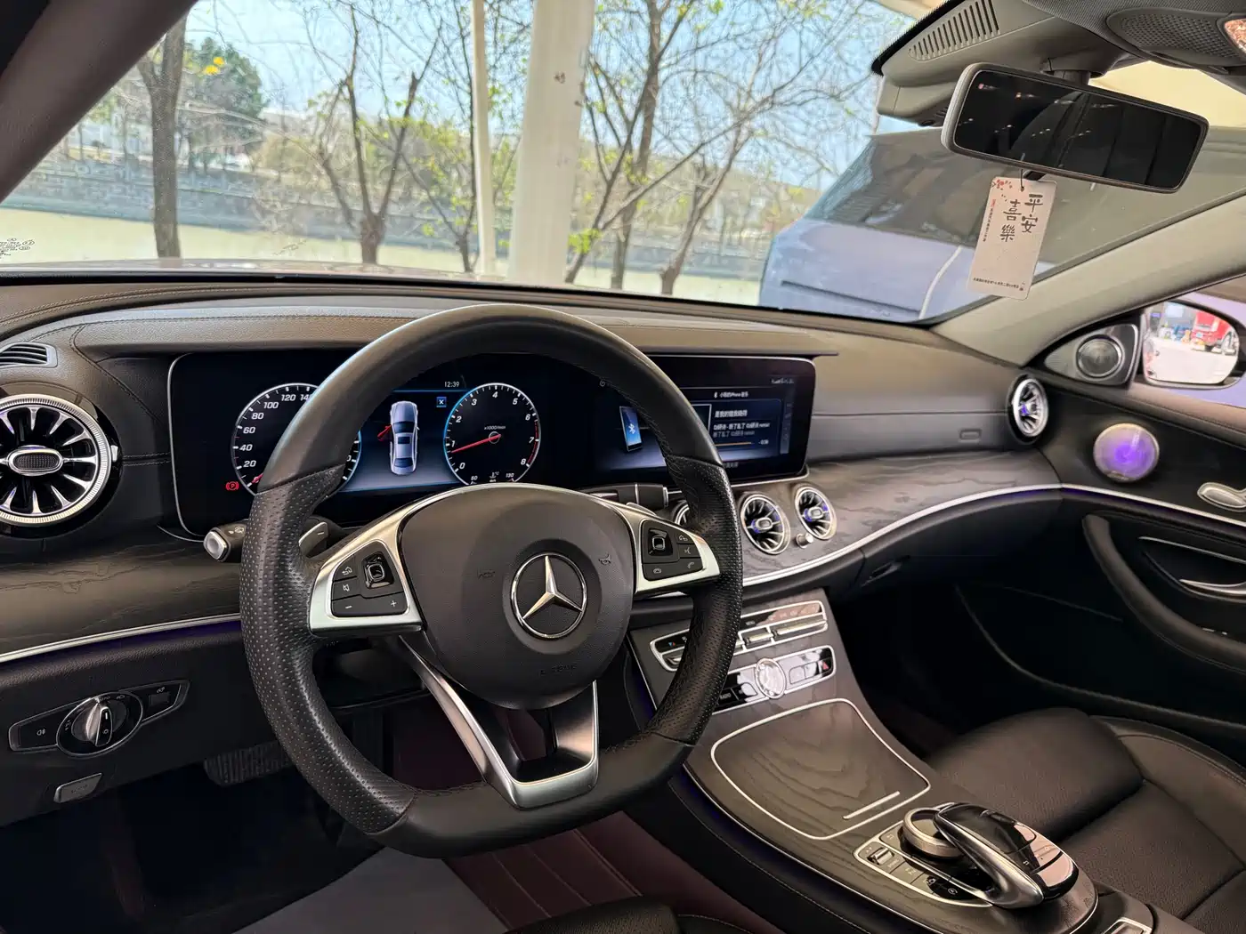 Mercedes-Benz E-Class 2018 E 200 L Sport фото 15