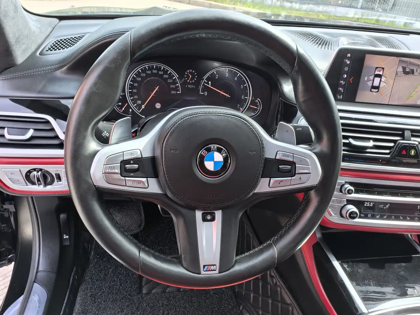 BMW 7 Series 2018 740Li xDrive Luxury M Sport Package Black Flame Edition фото 9