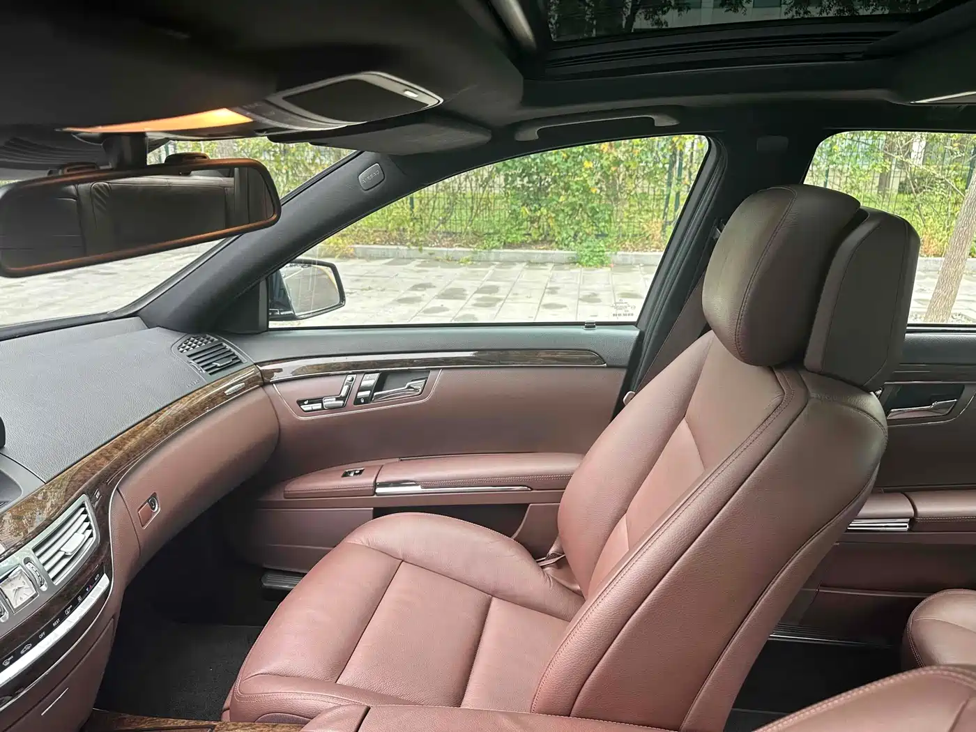 Mercedes-Benz S-Class 2012 S 300 L Premium Grand Edition фото 8