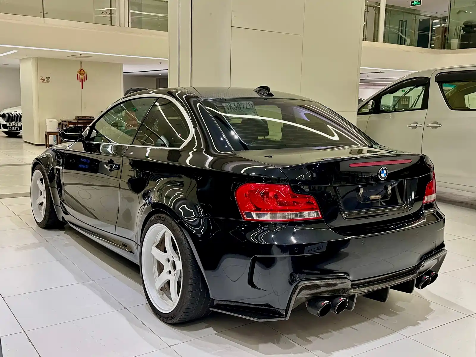 Фото 14 - BMW 1 Series M