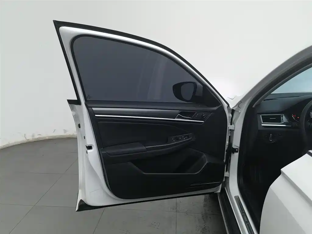 VOLKSWAGEN C TREK WEI COLLAR