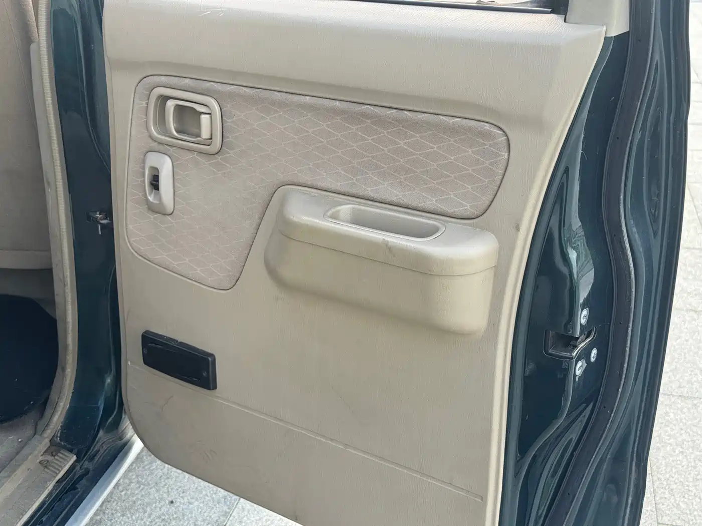 Nissan D22 2013 2013 2.4L Gasoline 4WD Standard